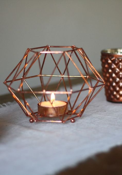 15 Stunning Copper Wedding Decorations For You To Steal | Wedding Ideas magazine Copper Centerpiece Wedding, Copper Colour Scheme, Copper Wedding Decor, Copper Chair, Gold Sequin Table Runner, Rose Gold Circle, Rustic Candle, Sequin Table Runner, Rose Gold Paper