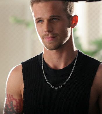 Cam Gigandet Never Back Down, Kevin Volchok, 2000 Clothes, Ryan Sheckler, Cam Gigandet, Tom Daley, Cartoon Cartoon, Chuck Bass, Winter Floral