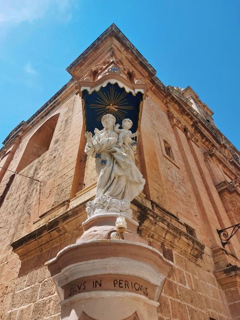 #mdina #malta #travel #castle #got #aesthetic #wallpapers #statue Got Aesthetic, Mdina Malta, Malta Travel, Malta, Aesthetic Wallpapers, Castle, Statue, Wallpapers, Italy