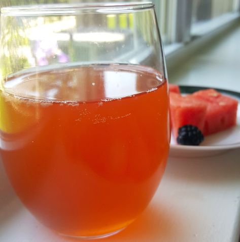 Watermelon Kombucha, Kombucha Starter, Fermented Kimchi, Kombucha Recipe, Kombucha Tea, Homebrew Recipes, Fermentation Recipes, Watermelon Recipes, Watermelon Juice