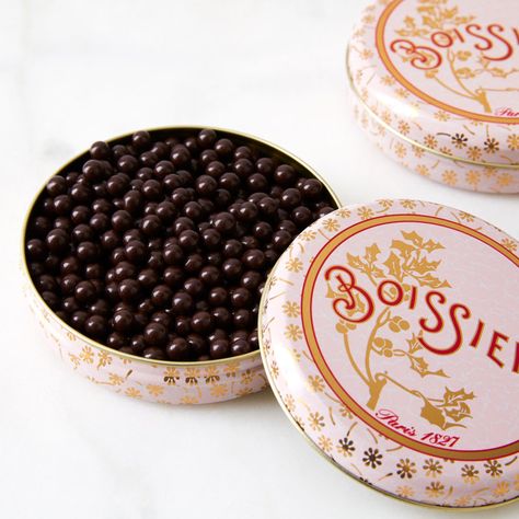 Valentine's Day Candy: Parisian Dark Chocolate Pearls, Maison Boissier ($44) Boissier Candy, Heart Chocolate Box Aesthetic, Japanese Valentines Chocolate, Vintage Box Of Chocolates, Dainty Coquette, Chocolate Gift Baskets, Chocolate Branding, Imported Chocolates, Luxury Easter