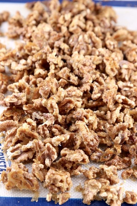 Candied Walnuts are so easy to make with just a few ingredients. An addictive snack and perfect to top an ice cream sundae. This is a version of my mom's secret recipe and a favorite to add to holiday gift baskets! Candied Walnuts Easy, Honey Glazed Walnuts, Candied Walnut Recipe, Spiced Walnuts, Chocolate Chip Walnut Cookies, Cinnamon Twists, Walnut Recipes, Easy Chocolate Chip Cookies, Walnut Cookies