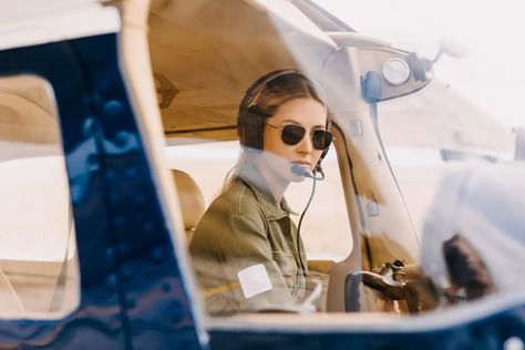 Private Pilot License, Aviation Education, Aviation Careers, Plane Photos, Student Pilot, Pilot License, Flying Lessons, Aviation World, Private Pilot