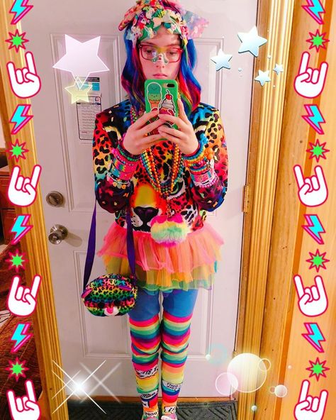 ✨🌈🦄Christine🦄🌈✨ on Instagram: “Look at my amazing rainbow outfit!! I wish I had somewhere to go, because I’d love to show it off in public. Unfortunately, I can’t, since…” Rainbow Scene Outfit, Rainbowcore Outfit, Rainbow Outfit Aesthetic, Decora Girl, Decora Fashion, Y2k Rainbow, Rainbow Style, Bar Outfit, I'm Crazy