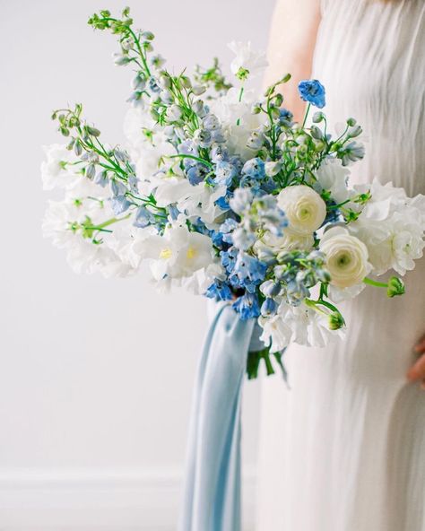 Bridal Floral Collections - Hawaii Wedding Florist - Designs by Hemingway Cornflower Blue Wedding, French Blue Wedding, Blue White Weddings, Bridal Bouquet Blue, Garden Bouquet, French Flowers, Blue Wedding Flowers, White Bridal Bouquet, White Wedding Bouquets