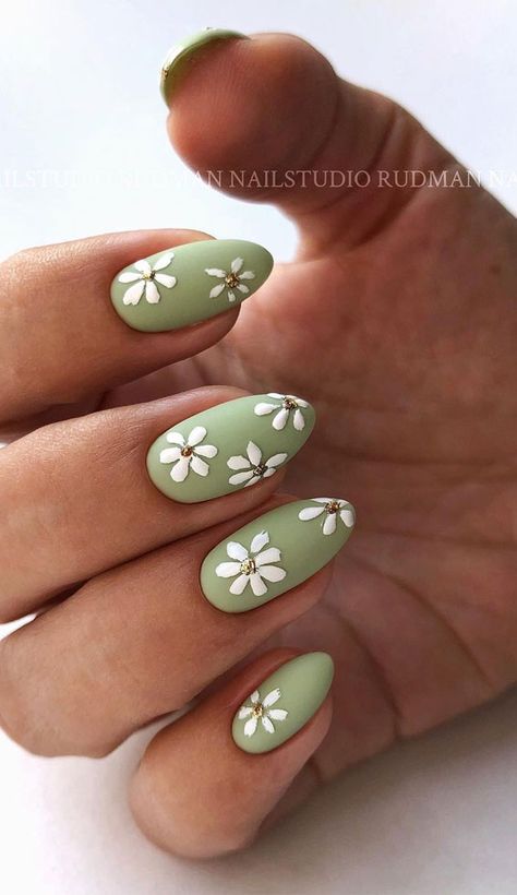 6. Daisy on Mint Nails I can’t tell you how much I love neutral nude nails but I also love to try out bright... Sage Green Nail Ideas, Sage Green Nail, Sage Green Nails, Green Nail Ideas, Mint Nails, Green Acrylic Nails, Natural Nail Art, Green Nail Designs, Colorful Nail