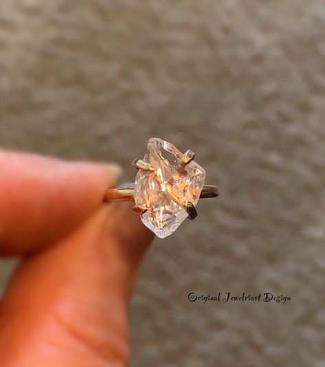 Raw Cut Engagement Ring, Raw Diamond Rings, Healing Crystal Ring, Herkimer Diamond Ring, Raw Crystal Ring, Modern Engagement Rings, Ring Ideas, Raw Diamond, Crystal Ring