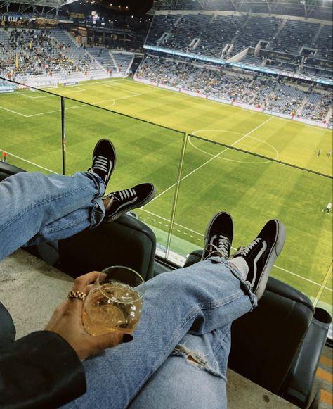 Stadium Aesthetic, Josi Pellicano, Stadium Pics, Football Friends, Amsterdam Pictures, Football Wags, Dragon Kid, Soccer Inspiration, Soccer Stadium