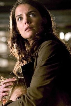 Katie Holmes is Rachel Dawes in Batman Begins (2005). #KatieHolmes #RachelDawes #BatmanBegins Rachel Dawes, Batman 2, The Dark Knight Trilogy, Batman Begins, Katie Holmes, Dark Knight, The Darkest, Batman