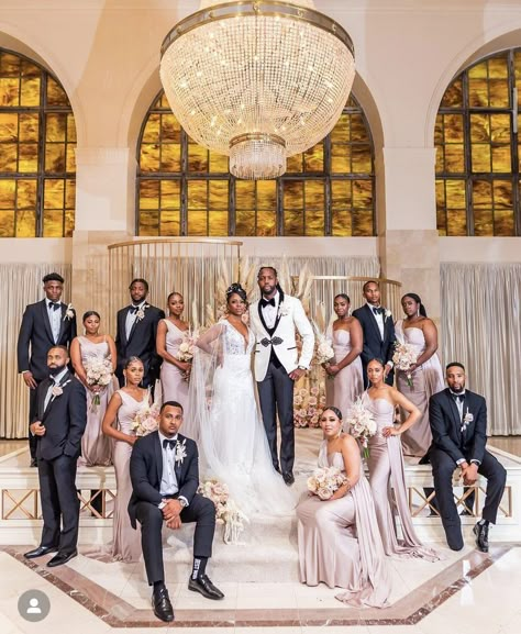 Bride And Bridesmaid Pictures Black Women, Black Family Wedding Photos, Wedding Ideas For Black Couples, Black Bride And Bridesmaid Pictures, Bridal Party Photos Black People, Bride And Groom With Bridesmaids, Black Couples Wedding Pictures, Wedding Color Ideas Black People, Black Couple Wedding Party