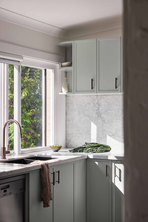 Transform your space with the timeless beauty of Bianco Carrara marble. This beautiful kitchen was designed by @march_twice_interiors and… | Instagram Carrara Kitchen, Natural Interiors, Beautiful Kitchen, Carrara Marble, Beautiful Kitchens, Timeless Beauty, Marble, Stone, Beauty