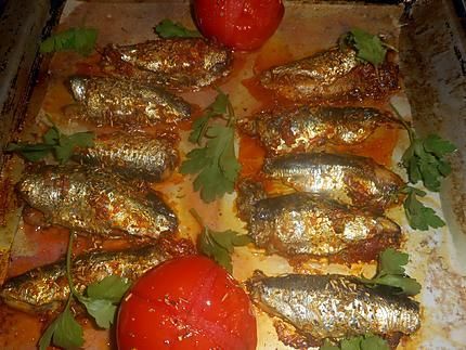 Recette de Sardines a l algerienne au four Grape Leaves, Provence, Ramadan, French Toast, Grapes, Toast, Sauce, Meat, Ethnic Recipes