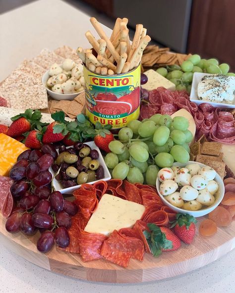 Sarah Giannobile Davidge on Instagram: “Finally got to play with my beautiful lazy Susan from @scotsmangeneralstore @laurelmercantile. I was intimidated by the size of this board…” Lazy Susan Charcuterie Board, Charcutie Boards, White Elephant Party, Lazy Susans, Elephant Party, Lazy Susan, White Elephant, Real Food, Charcuterie Board