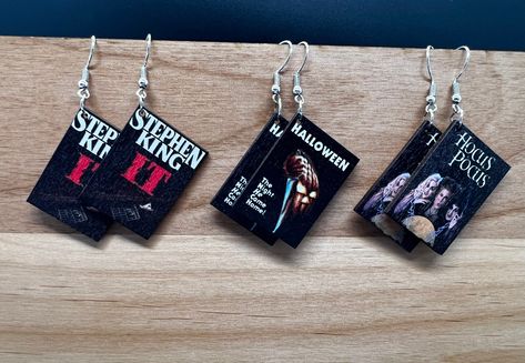 Horror Jewelry, Room Jewelry, Horror Earrings, Creepy Earrings, Movie Jewelry, Spooky Earrings, Wire Jewelry Rings, Arts Ideas, Halloween Movie