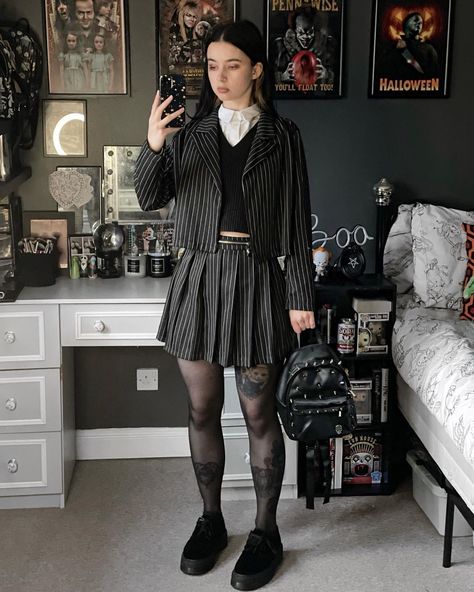 Goth Blazer Outfit, Alternative Outfits Women, Corporate Witch, Goth Teacher, Goth Prep, Goth Blazer, Wednesday Style, Wednesday Addams Outfit, Colour Outfit