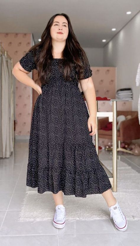 Plus Size Casual Dresses With Sneakers, Midsize Fashion Dresses, Midi Dress Midsize, Curvy Modest Fashion, Summer Business Casual Outfits Plus Size, Plus Size Dressy Outfits, Modest Summer Outfits Plus Size, Plus Size Korean Outfits, Grown Up Woman