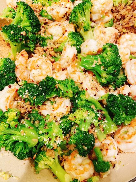 Garlic Shrimp With Broccoli, Shrimp And Brown Rice Recipes Healthy, Shrimp Broccoli And Rice, Shrimp Broccoli Rice Bowl, Shrimp Brown Rice Bowl, Shrimp Rice Broccoli Recipe, Shrimp Rice And Broccoli Recipe, Shrimp And Brown Rice Recipes, Shrimp Rice Broccoli