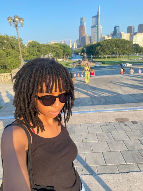 Short Locs With Bangs Black Women, 2 Strand Twist Women Locs, C Shape Part Locs, Chin Length Locs, Bangs On Locs, Mullet Twists, Loc Mullets Women, Short Locs With Bangs, Dread Bangs