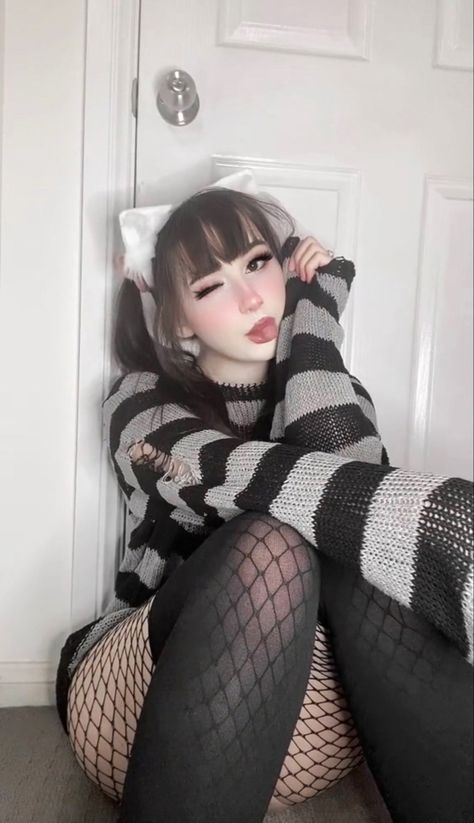 Egirl catgirl emo goth alt grunge fishnets ripped cat ears pigtails outfit inspo style fashion Egirl Pigtails, Cat Ears Outfit, Egirl Pics, Hot Egirl Outfits, Pigtails Outfit, Goth Femboy Outfits, Grunge Fishnets, Curvy Goth Outfit, Egirl Poses