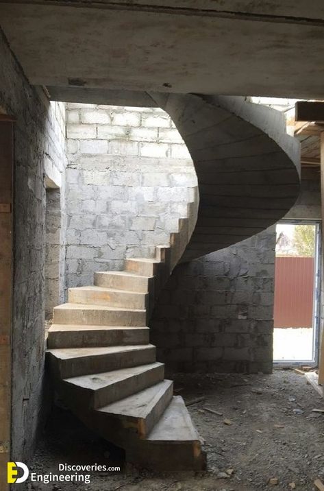 Spiral Staircase Dimensions, Spiral Staircase Plan, Stair Design Architecture, Round Stairs, Spiral Stairs Design, Circular Stairs, Concrete Staircase, Spiral Staircases, Grill Gate Design