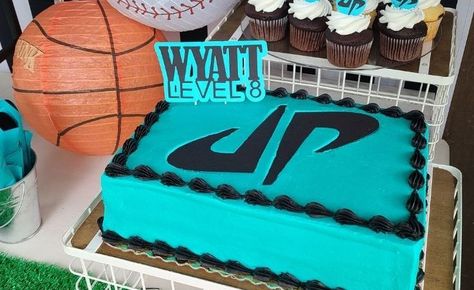 Dude Perfect Birthday Cake Ideas, Dude Perfect Cupcakes, Dude Perfect Cookies, Dude Perfect Birthday Cake, Dude Perfect Cake, Dude Perfect Birthday Party, Perfect Birthday Cake, Dude Birthday Party, Dude Birthday