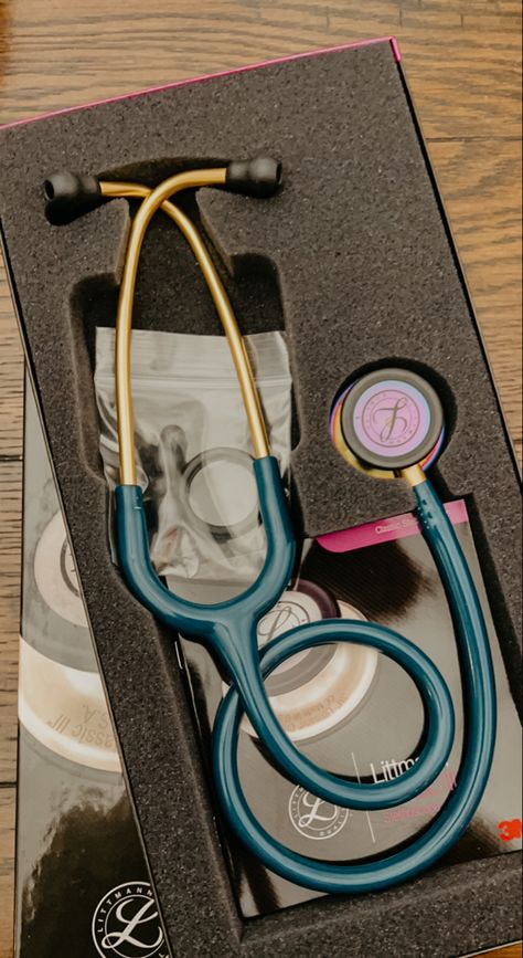 Stethoscope Snapchat Story, Green Stethoscope Aesthetic, Littmann Stethoscope Classic Iii, Littman Stethoscope Aesthetic, Stestecope Aesthetic, Littmann Stethoscope Nursing, Littmann Stethoscope Aesthetic, Sthetoscope Medical, Litman Stethoscope