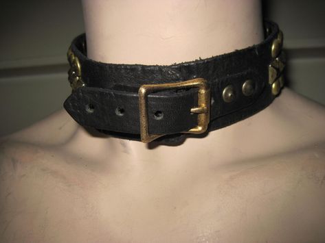 Distressed Studded Spiked Collar *Hand crafted with distressed tooling, and aging *10oz Premium Leather *Strap & buckle closure Fits up to 18.5 inch neck. This item is ready to ship now! We can also make a custom item to fit your needs. CHECK US OUT ON FACEBOOK! http://www.facebook.com/pages/Sharp-Mountain-Leather/112595682129543 Punk Cyberpunk, Spiked Collar, Leather Collar Necklace, Leather Armor, Punk Outfits, Leather Collar, Dog Collars, Id Tag, Puppy Dog