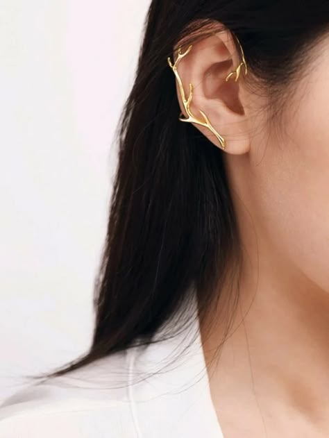 Ear Climbers Earrings, Ear Climber, Cuff Jewelry, Jewelry Accessories Ideas, Dope Jewelry, Ear Cuff Earings, Classy Jewelry, Jewelry Lookbook, Ear Cuffs