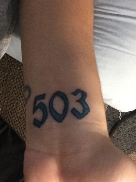 503 Tattoo, Salvador Tattoo, El Salvador Flower Tattoo, Salvadorian Tattoo, Salvadoran Tattoos, El Salvador Tattoo, El Salvador Tattoo Ideas, El Salvador Flag Drawing, El Salvador Bracelets