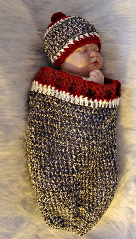 Ravelry: 520 Sock Monkey Inspired Cocoon and Hat by Sandy Powers Sock Monkey Pattern, Crochet Sock Monkeys, Baby Socks Pattern, Baby Cocoon Pattern, Crochet Baby Socks, Crochet Cocoon, Crochet Baby Cocoon, Crochet Baby Beanie, Baby Cocoon