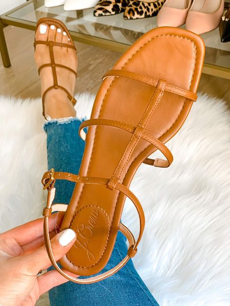 Fancy Sandals Flats, Classy Shoes Flats, Nice Flat Shoes, Summer Promo, Classy Sandals, Hippie Shoes, Fancy Sandals, Colorful Slippers, Pretty Sandals