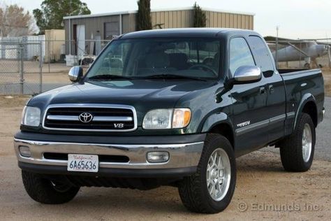 2000 Toyota Tundra 20. 2000 Toyota Tundra — The first American-made, Japanese-branded, full-size pickup. | John Pearley Huffman for Edmunds 2000 Toyota Tundra, The First Americans, Be Great, Toyota Tundra, Future Life, Pickup Trucks, All Time, Cool Cars, All About Time