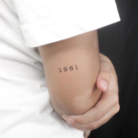 Minimalist 1961 birth year temporary tattoo. Set of three. Size: 1 in / 2.4 cm (width) This temporary tattoo is: * Safe & non-toxic * FDA-compliant and fun for all ages * Free shipping in orders over $10! * 20% off when you buy 3 items (+ Free Shipping), code: 3PLUS Temporary Little Tattoos last on average 2-5 days. We suggest placing on oil-free areas where skin does not stretch and keep them clean! Check us out! instagram @little.tattoos pinterest.com/littletattoos facebook.com/officiallittletattoos officiallittletattoos.tumblr.com twitter @little_tattoos Wholesale inquiries, custom designs, collaborations or ideas? Email us: ilove [at] littletattoos [dot] com Tattoos Pinterest, Tech Jewelry, Tattoo Set, Birth Year, Permanent Tattoo, Little Tattoos, Henna Tattoo, Temporary Tattoo, Oil Free