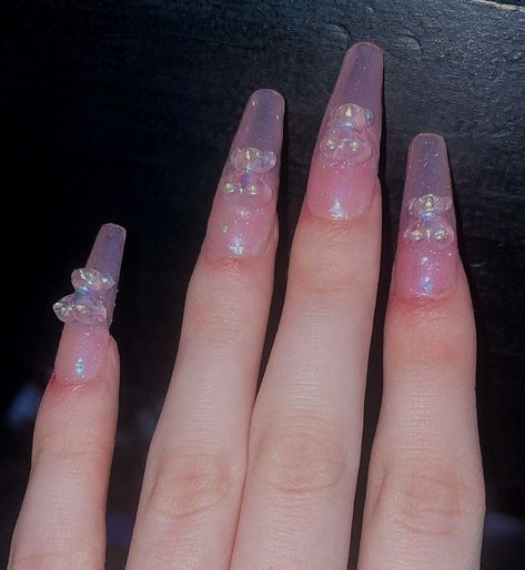 Chrome nails sparkly nails long nails cute nails holographic Nails With Bear Charm, Gummy Nails, Gummy Bear Nails, Gummy Bear Charms, Bear Nails, Sheer Nails, Aurora Nails, Bears Nails, Gummy Bear