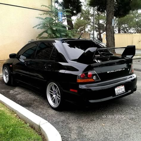 Lancer Car, Evolution Mitsubishi, B13 Nissan, Evo 9, Evo 8, Mitsubishi Lancer Evo, Mitsubishi Cars, Lancer Evo, Mitsubishi Evo