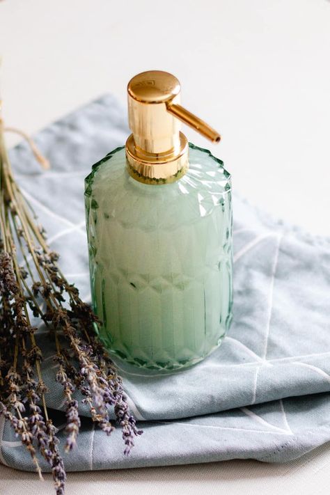 Easy Beginners Liquid Hand Soap Recipe Homemade Liquid Hand Soap, Diy Liquid Hand Soap With Essential Oils, Handmade Liquid Soap, Liquid Soap Recipe, Liquid Hand Soap Recipe, Making Liquid Hand Soap, Natural Liquid Soap, Foaming Hand Soap Recipe, Homemade Hand Soap