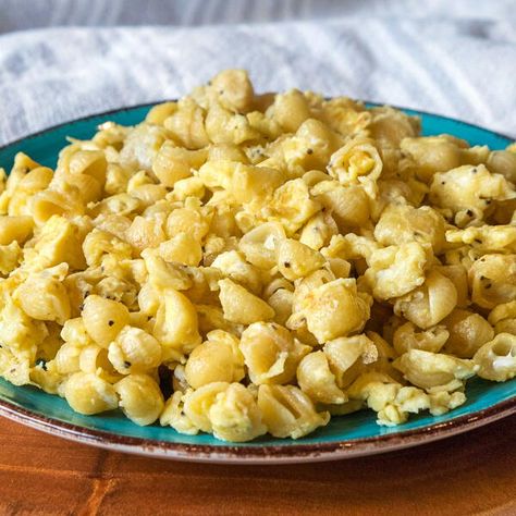 Teriyaki Chicken Fried Rice Recipe, Teriyaki Chicken Fried Rice, Canned Peas, Fried Macaroni, Eggs Fried, Eating Pasta, Buttered Toast, Cooked Pasta, Egg Pasta