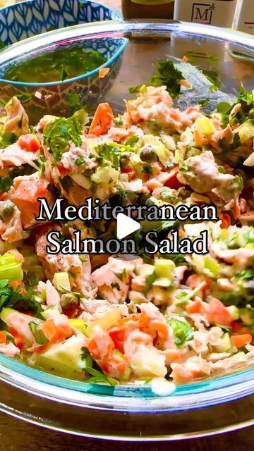 Suzy- Mediterranean Food & Diet on Instagram: "Salmon Salad, The Mediterranean Way! Loads of texture and AMAZING flavor. And you get a good bit of fiber + protein! 

Want the recipe for this easy dinner ready in about 20 mins? Let me know below and I’ll send you a DM (be sure you are following @themediterraneandish 

#salmon #fish #seafood #protein #omega3 #fiber #healthydiet #mediterraneandiet #easydinner #cooking #healthyfood" Medeteranian Salmon Recipes, Mediterranean Salmon Recipes, Easy Mediterranean Salmon Recipes, Mediterranean Smoked Salmon Recipes, Salmon Mediterranean Diet, Mediterranean Salmon Salad Recipes, Mediterranean Salmon, Med Diet, Salmon Salad