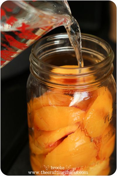 Simple Syrup For Canning Peaches, How To Can Peaches In Light Syrup, Simple Syrup Recipe For Canning Peaches, Light Syrup For Canning Fruit, Syrup For Canning Peaches, Canning Peaches In Heavy Syrup, Canning Peaches Recipes, Preserving Peaches, Peeling Peaches