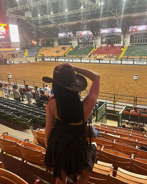 my first rodeo 🐮🤎🤠 Rodeo Pictures, My First Rodeo, First Rodeo, Shoot Ideas, Rodeo, Photo Shoot, Quick Saves