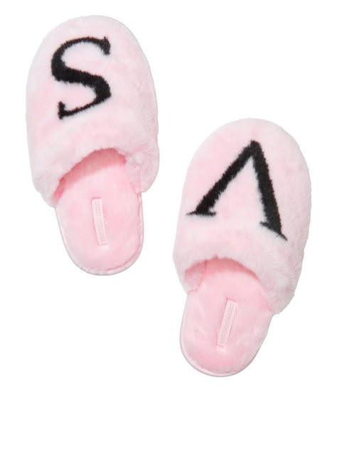 Mode Zara, Dr Shoes, Slippers Online, Faux Fur Slippers, Pink Girly Things, Fur Slippers, Pink Blossom, Victoria Secrets, Birthday Wishlist