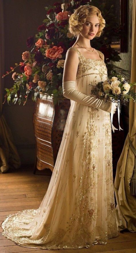 Brandy Outfit, Indie Outfits Alternative Fashion, Downton Abbey Wedding, Movie Wedding Dresses, Outfits Alternative, Angel Top, Abbey Wedding, Tv Weddings, Edgy Outfit