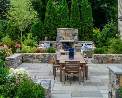 . Stone Seating, Outdoor Patio Ideas Backyards, Patio Layout, Stone Wall Design, Outdoor Fireplace Designs, Pony Wall, Bluestone Patio, Outdoor Fireplaces, Building Stone