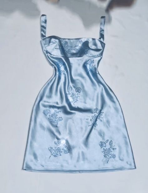 Coquette Hoco Dress, Pink Aesthetic Outfits Vintage, Light Blue Top Outfit, Blue Dress Aesthetic, Blue Evening Dress, Hoco Dresses, Fancy Dresses, Dream Dress, Cute Casual Outfits