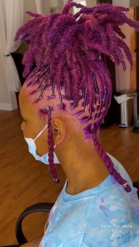 Style Locs Hairstyles, Style Short Locs, Style Locs, Short Dreadlocks Styles, Dreads Styles For Women, Dreadlocks Hairstyles, Short Locs, Dreads Girl, Short Locs Hairstyles