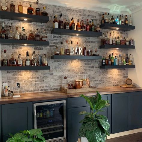 Belmont-Hillsboro Bourbon Bar - Contemporary - Home Bar - Nashville - by Sara Ray Interior Design | Houzz Dry Bar Ideas, Bar Lounge Room, Building A Home Bar, Small Bars For Home, Wet Bar Ideas, Bourbon Room, Home Wet Bar, Home Bar Areas, Basement Bar Ideas