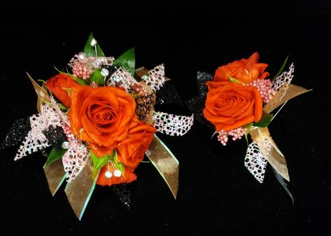 Orange Bouquet Prom, Rose Corsage And Boutonniere, Orange Corsage, Prom Orange, Orange Boutonniere, Prom Flowers Corsage, Black Corsage, Prom Corsages, Prom Corsage And Boutonniere