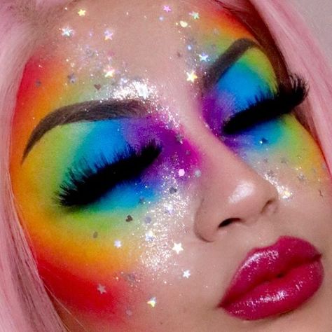 Rainbow Bright Makeup, Rainbow Face Paint Pride, Rainbow Brite Makeup, Pride Festival Makeup, Rainbow Halloween Makeup, Rainbow Fairy Makeup, Candy Makeup Ideas, Rainbow Face Makeup, Rainbow Clown Makeup