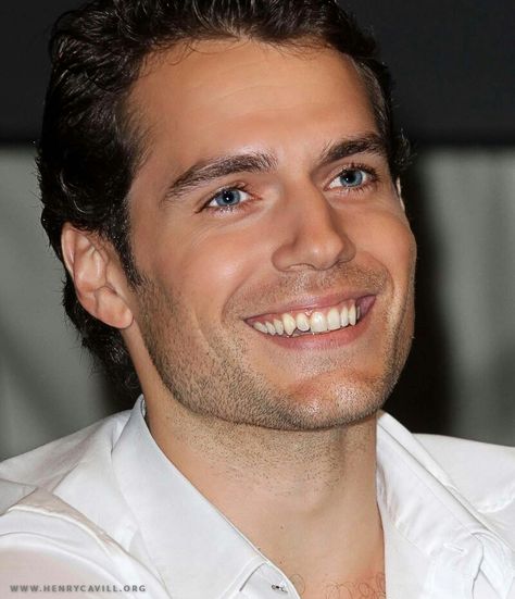 Henry cavill - this guy has the cutest smile, but there are almost no pictures of him smiling! Smile dude! You're superman! Lol Charles Brandon, Love Henry, Clark Kent, Christian Grey, Man Of Steel, Handsome Actors, British Actors, Henry Cavill, The Witcher