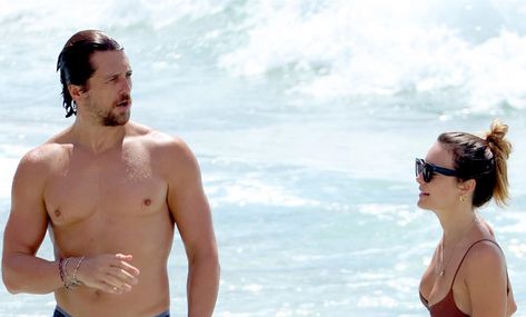 ‘Animal Kingdom’ Actor Ben Robson Goes Shirtless for Beach Day with Girlfriend & Former Co-Star Leila George | Ben Robson, Bikini, Leila George, Shirtless | Just Jared: Celebrity News and Gossip Leila George, Ben Robson, Vincent D’onofrio, With Girlfriend, Sean Penn, Just Jared, Animal Kingdom, Beach Day, Celebrity News